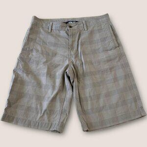 The North Face Performance Shorts Men’s Size 34 Long Waist Khaki Hiking Outdoors